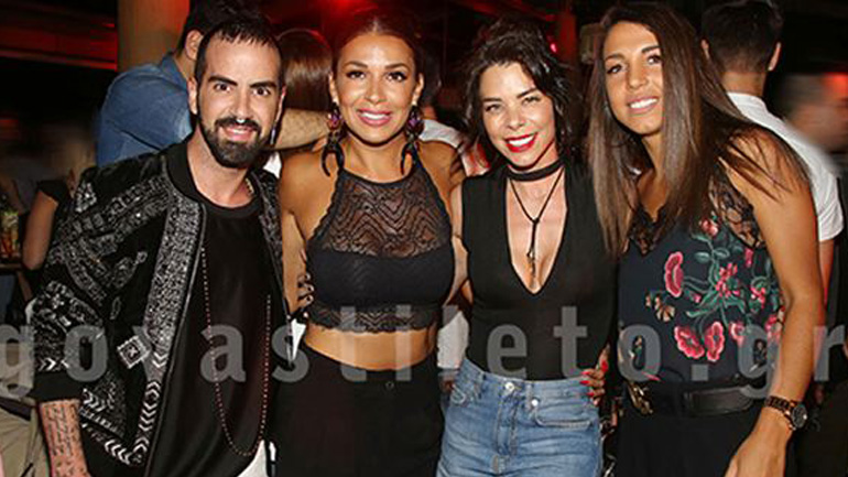 Ελένη Χατζίδου: Γιόρτασε την ονομαστική της εορτή παρέα με τα αγαπημένα της πρόσωπα