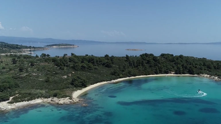 Η ομορφιά της Βουρβουρούς Χαλκιδικής από ψηλά