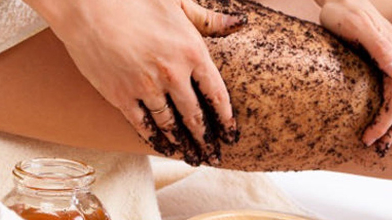 Αυτό το scrub θα είναι ο σύμμαχός σου για αυτό το καλοκαίρι!