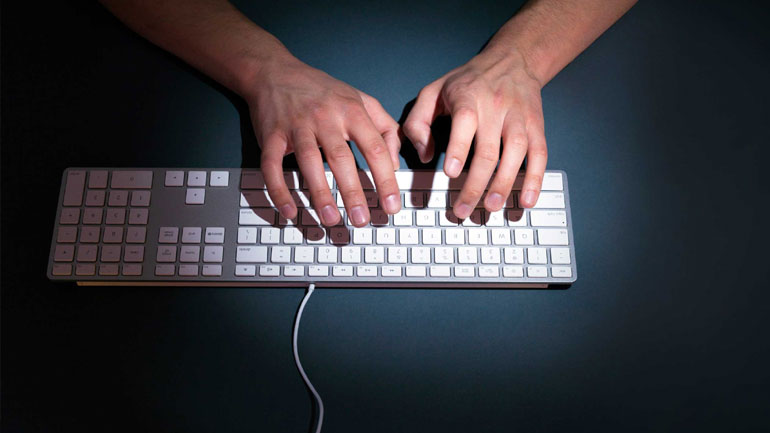 Έρευνα: Επτά στους δέκα θεωρούν το hacking υπολογιστών σημαντική απειλή