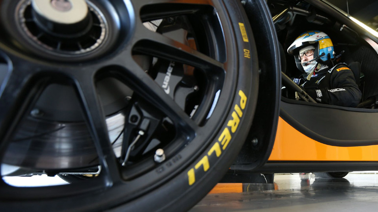 Αυτός είναι ο άνθρωπος που δοκιμάζει όλες τις McLaren Αυτός είναι ο άνθρωπος που δοκιμάζει όλες τις McLaren