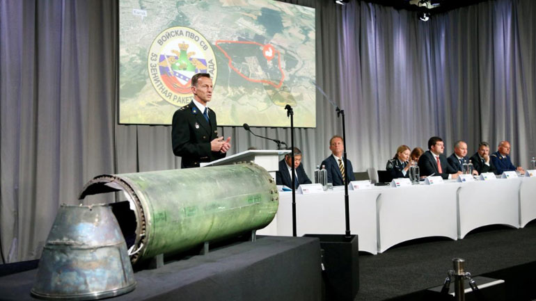 Ολλανδία και Αυστραλία κατηγορούν τη Ρωσία για την κατάρριψη της πτήσης MH17