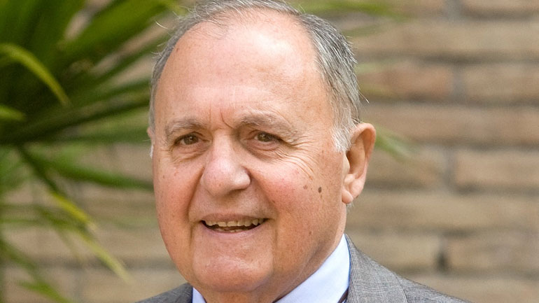 Ποιος είναι ο Πάολο Σαβόνα, ο υποψήφιος υπουργός Οικονομικών της Ιταλίας