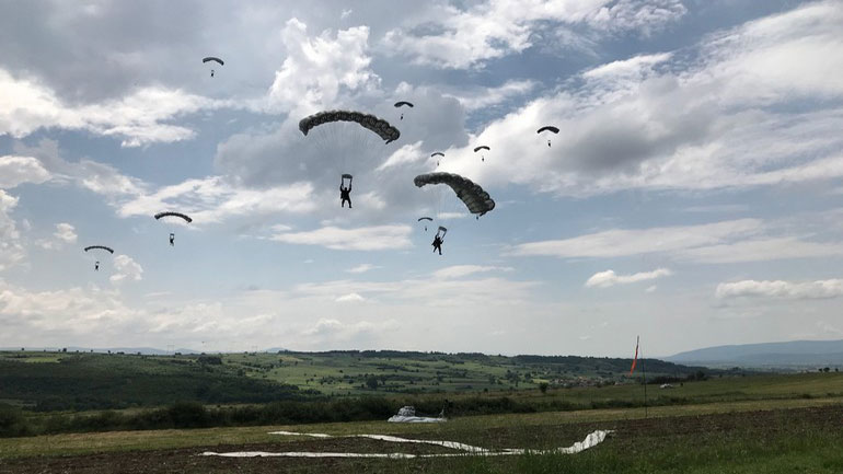 Συνεκπαίδευση των Μονάδων Ειδικών Επιχειρήσεων Ελλάδας – Σερβίας Συνεκπαίδευση των Μονάδων Ειδικών Επιχειρήσεων Ελλάδας – Σερβίας