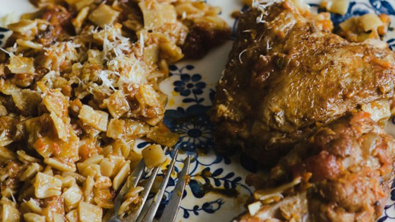 Χυλοπίτες με κρασάτο κοτόπουλο