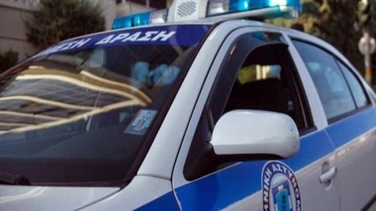 Συνελήφθησαν 14χρονος και 15χρονος για ληστείες και κλοπές οχημάτων