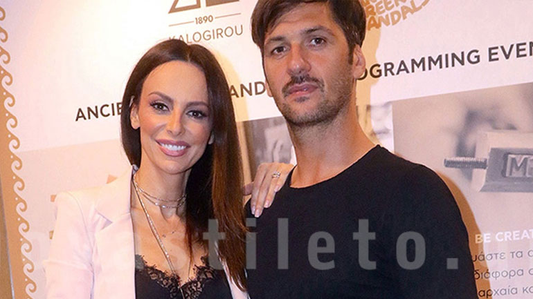 Μπέτυ Μαγγίρα: Η κομψή εμφάνιση σε κοσμικό event στο πλευρό του συζύγου της