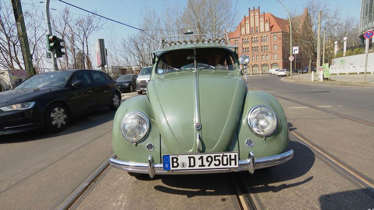 Ο σκαραβαίος έκλεισε τα 80