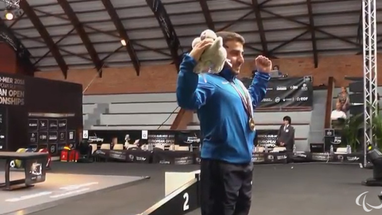 Άρση βαρών σε πάγκο: Πρωταθλητής Ευρώπης ο Κουλούμογλου