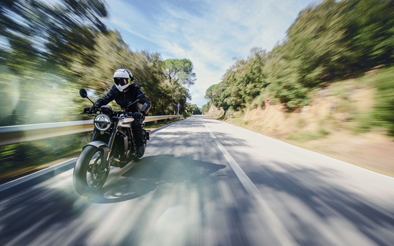 H Husqvarna Vitpilen 701