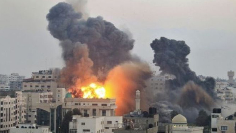 Μαχητές εκτοξεύουν δεκάδες ρουκέτες από τη Γάζα με στόχο το νότιο Ισραήλ