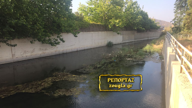 Ανάβυσσος: Σοβαρή εστία μόλυνσης στην παραλία από «παρατημένους» αγωγούς ομβρίων υδάτων