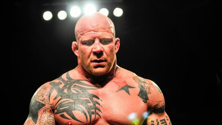 Ρωσία: Ο Πούτιν έδωσε τη ρωσική υπηκοότητα στον Αμερικανό αθλητή Τζεφ Μόνσον