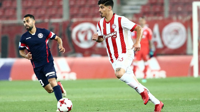 Ενδιαφέρον από τρεις ομάδες της Μπουντεσλίγκα για τον Νικολάου