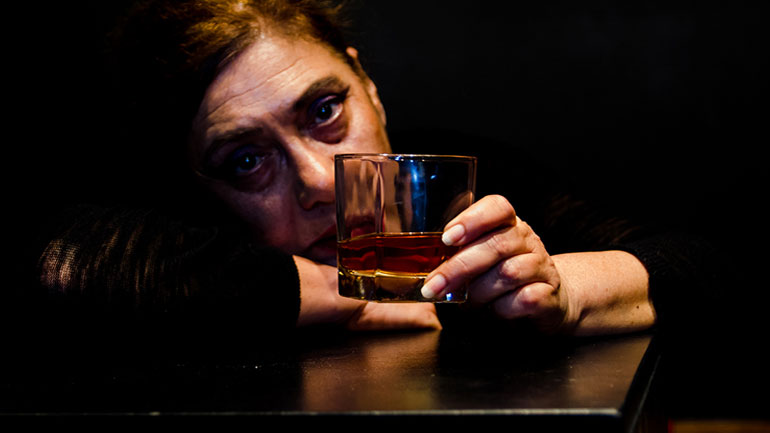 Off Off Athens 2018: Οι παραστάσεις της πρώτης εβδομάδας