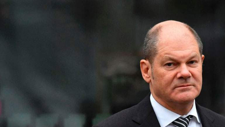 Σολτς: «Η ευρωζώνη είναι σταθερή, η πλειοψηφία των Ιταλών τάσσεται υπέρ της Ευρωπαϊκής Ένωσης»