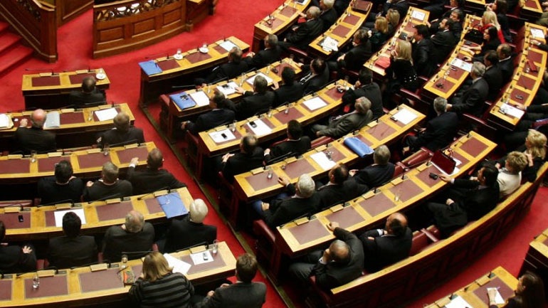 Βουλή: Αντιπαράθεση Στ. Κοντονή με Ν. Παναγιώτοπουλο και Ανδρ. Λοβέρδο για την πΓΔΜ