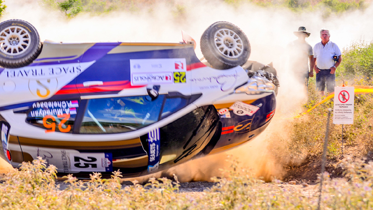 Καρέ – καρέ η τούμπα του Ρώσου Artur Muradian στο ράλι Ακρόπολις