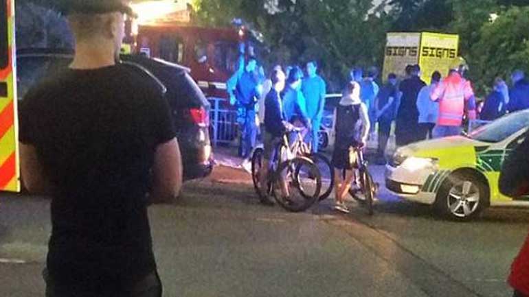 Μάντσεστερ: Αυτοκίνητο έπεσε πάνω σε πεζούς