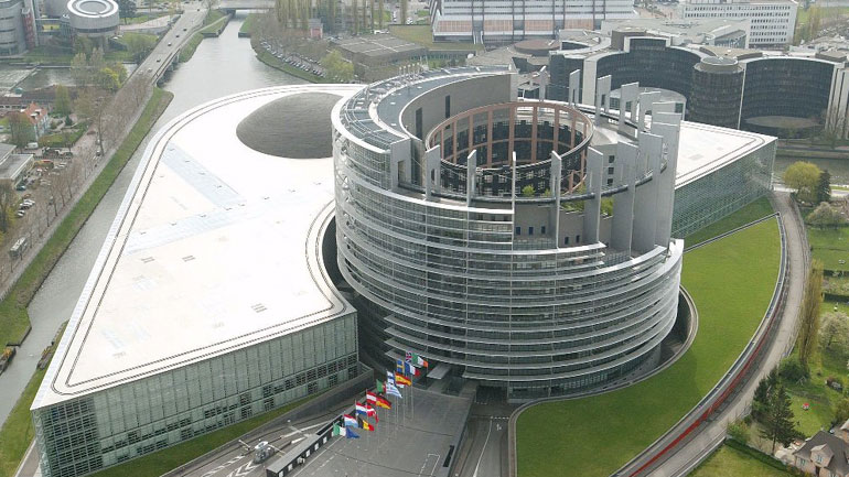 Στρασβούργο: 8.000 νέοι μιλούν για την Ευρώπη που οραματίζονται Στρασβούργο: 8.000 νέοι μιλούν για την Ευρώπη που οραματίζονται