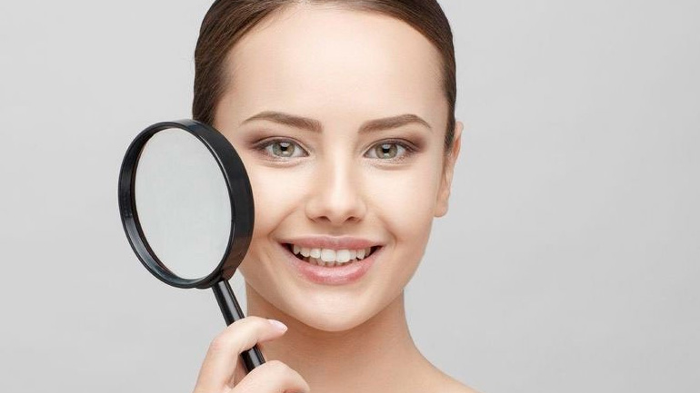 Τι είναι αυτό που προκαλεί επιπτώσεις στην υγεία του δέρματος