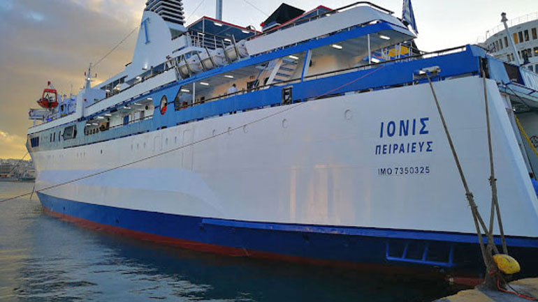 Περιπέτεια εν… πλω για επιβάτες σε πλοίο με προορισμό τα Χανιά