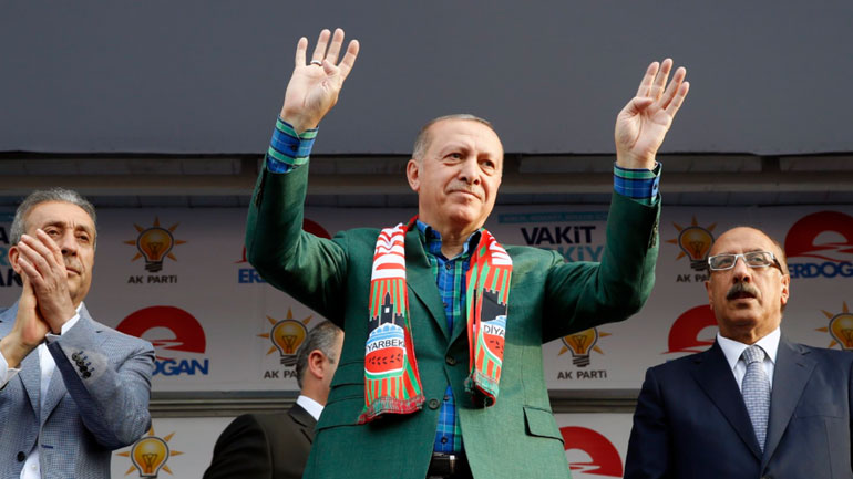 Ο Ερντογάν ζήτησε ψήφο από τους Κούρδους