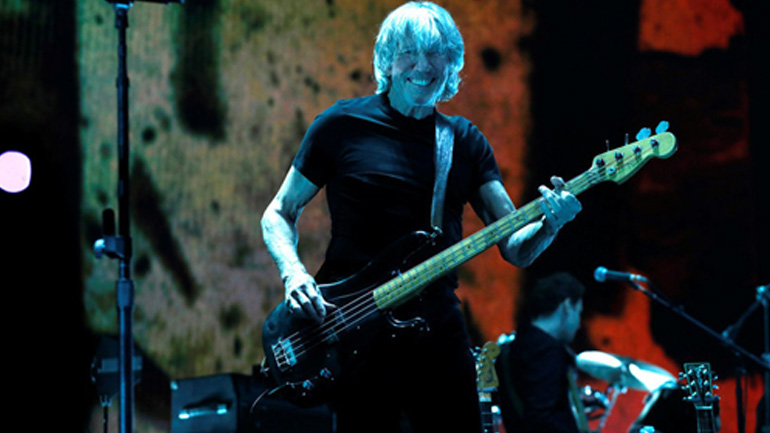 Ο Ρότζερ Γουότερς για τον Ασάνζ: «Εύχομαι να ήσουν εδώ»!