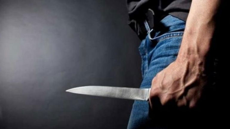 Μαχαίρωσε τη σύζυγό του επειδή διατηρούσε εξωσυζυγική σχέση