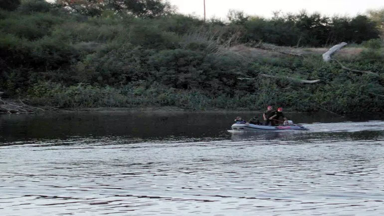 Εντοπίστηκαν 50 πρόσφυγες εγκλωβισμένοι σε νησίδα του ποταμού Έβρου