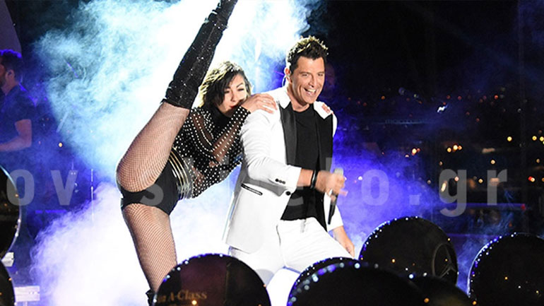 Ο κορυφαίος Έλληνας star Σάκης Ρουβάς στην πιο καλοκαιρινή συναυλία της χρονιάς!