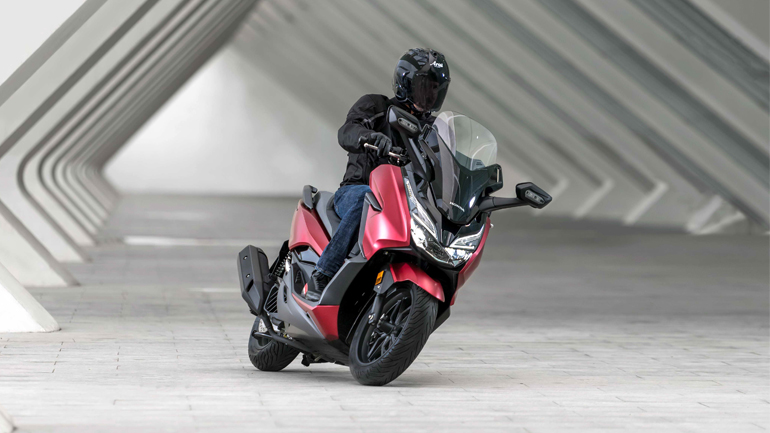 Honda Forza 125: Φόρτσα στα 125cc