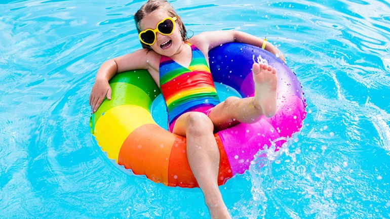 Κανόνες για την ασφάλεια των παιδιών στην πισίνα!