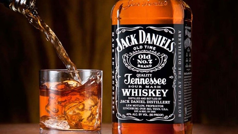 “Θύμα” των δασμών Τραμπ το… Jack Daniels