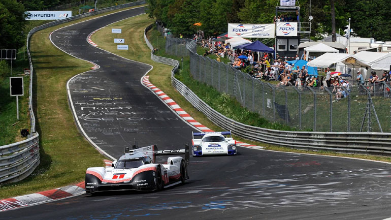 Η Porsche είναι έτοιμη να σπάσει το απόλυτο ρεκόρ Η Porsche είναι έτοιμη να σπάσει το απόλυτο ρεκόρ