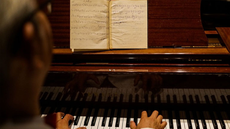 Ρώσοι επιστήμονες δημιούργησαν έναν εικονικό βοηθό μουσικοσυνθέτη