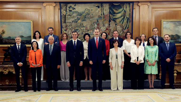 Ισπανία: Γυναικεία υπόθεση η κυβέρνηση Σάντσεθ