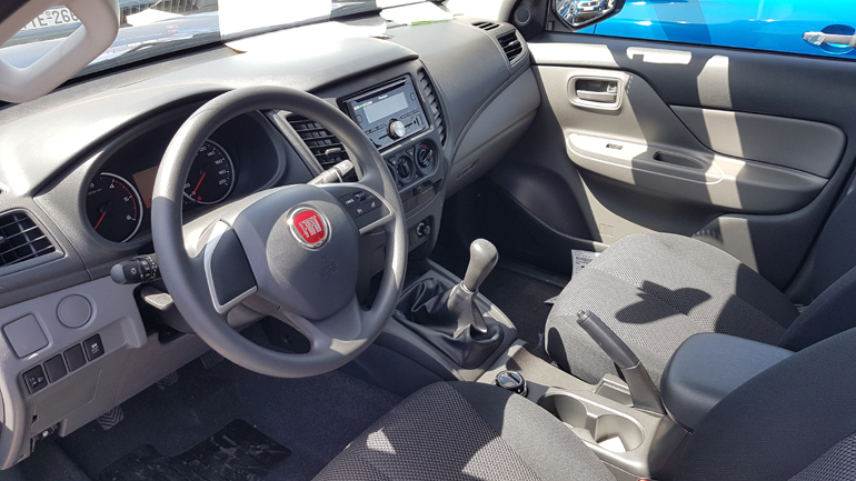 Το εσωτερικό του Fiat Fullback