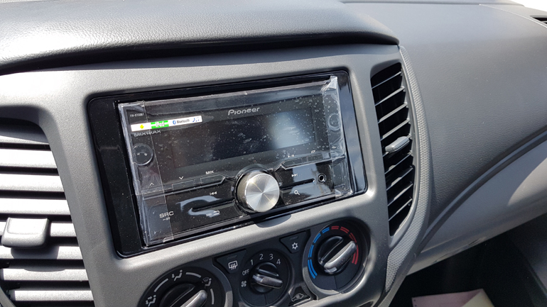 Το mutimedia σύστημα στην κεντρική κονσόλα