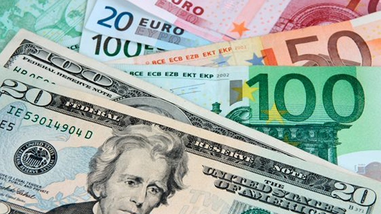 Το ευρώ υποχωρεί 0,24% στην αγορά συναλλάγματος