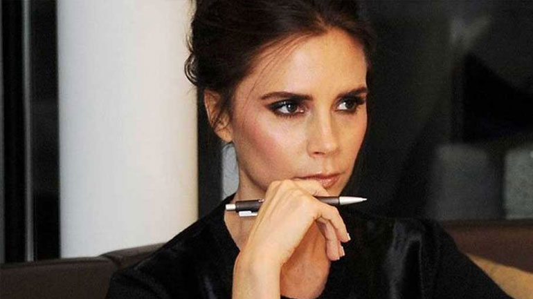 Victoria Beckham: H οικογενειακή φωτογραφία που προκάλεσε πολλά σχόλια!