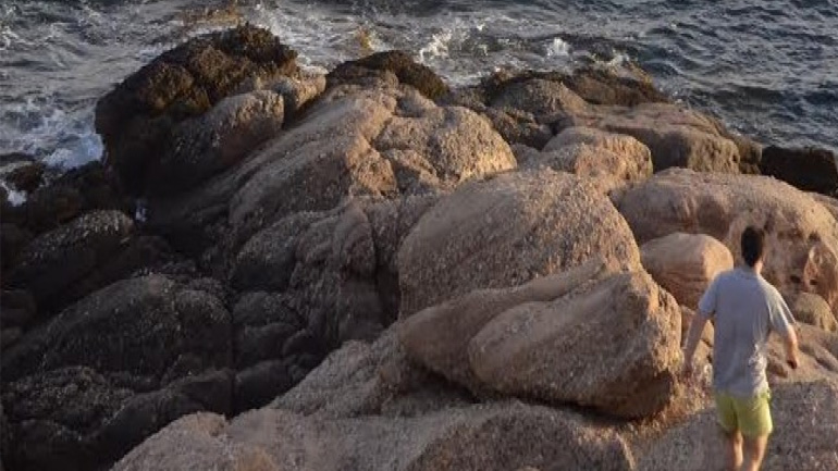 Θρίλερ στη Μύκονο: Εντοπίστηκε πτώμα σε προχωρημένη σήψη