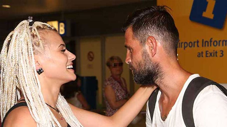 Ο Μιχάλης Μουρούτσος επέστρεψε στην Ελλάδα – Οι πρώτες φωτογραφίες στο αεροδρόμιο!