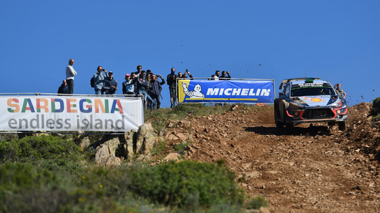 Απίστευτη μάχη στο Ράλι Σαρδηνίας