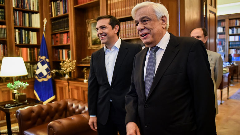 Επετεύχθη συμφωνία στο «Μακεδονικό» – Τι είπε ο Αλ. Τσίπρας στον Πρ. Παυλόπουλο