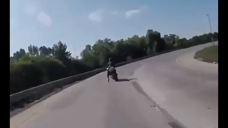 Γιατί οι μοτοσυκλέτες θέλουν προσοχή.. Γιατί οι μοτοσυκλέτες θέλουν προσοχή..