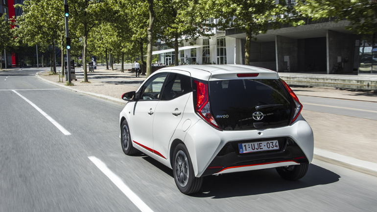 Ο εξοπλισμός του είναι από τους καλύτερους στην κατηγορία 