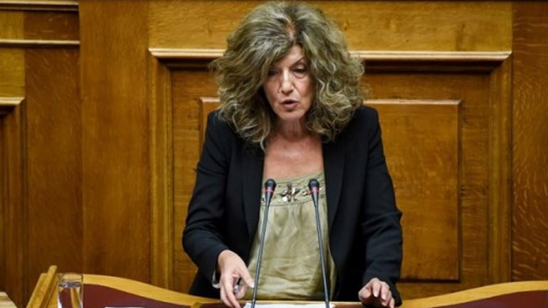 «Η ελληνική ιστορία έχει πληρώσει τον διχασμό ανάμεσα σε εθνικούς προδότες και εθνικόφρονες»