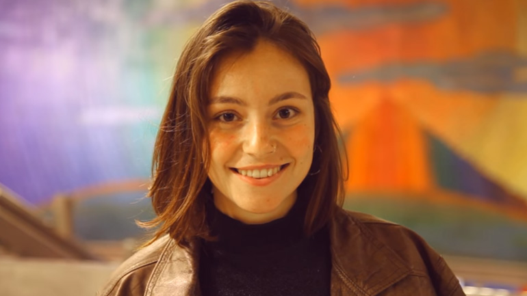 Η αντίδραση των ανθρώπων όταν τους λένε ότι είναι όμορφοι