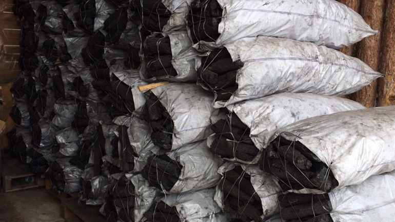 Το Πεκίνο αναπτύσσει εναλλακτικές πηγές ενέργειες μετατρέποντας το κάρβουνο σε πετρέλαιο